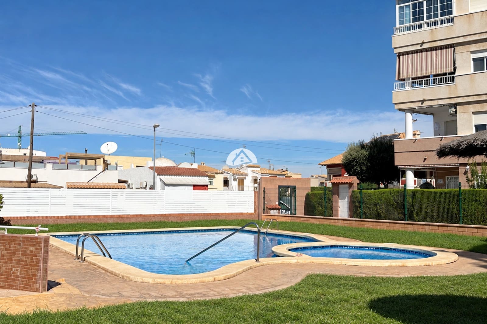 2 Zimmer Apartment zu verkaufen in Torrevieja mit Pool Garage - 149.900 € (Ref: 10158881)
