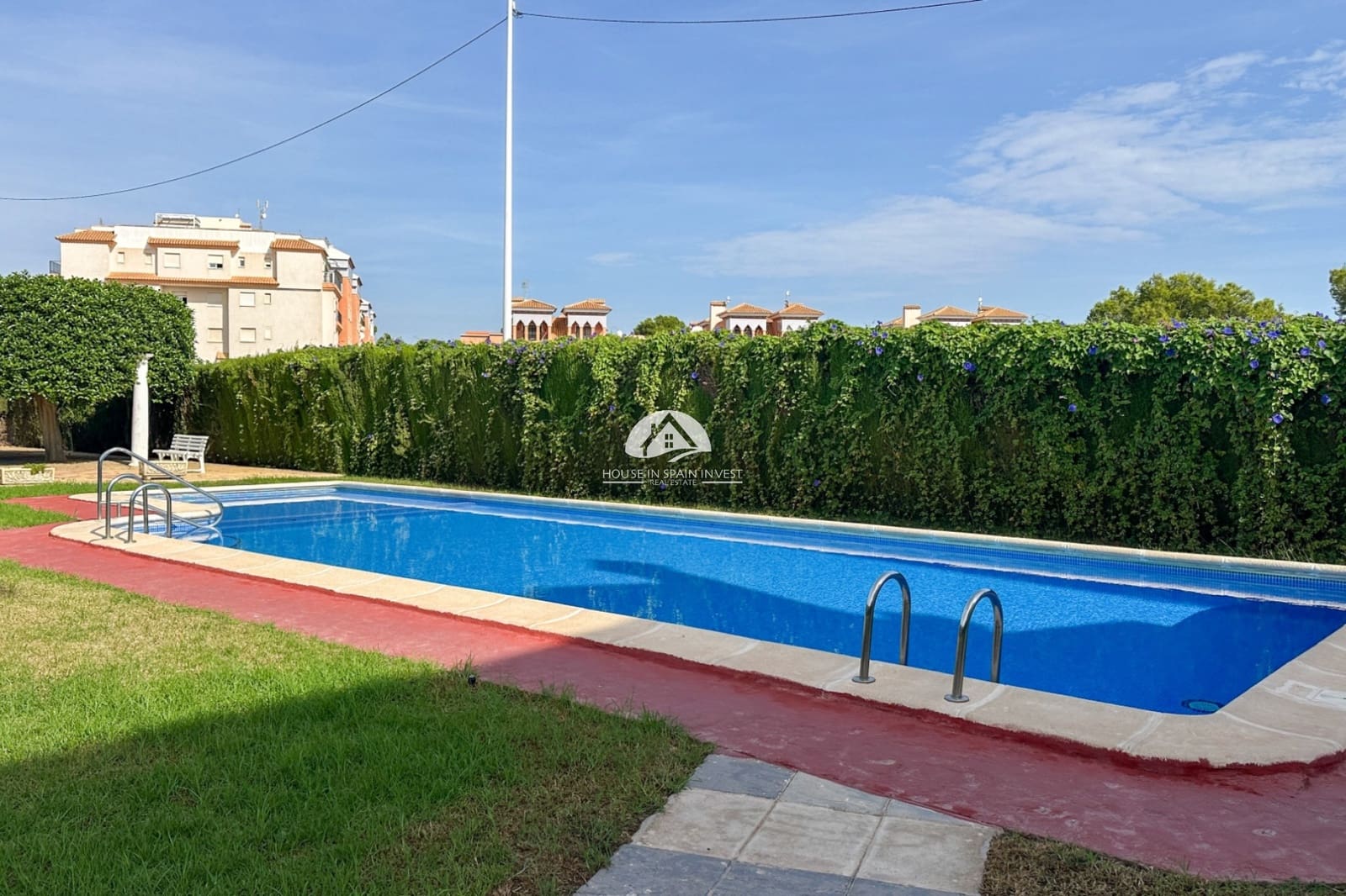 Casa de 2 habitaciones en Orihuela Costa en venta con piscina garaje - 180.000 € (Ref: 10158882)