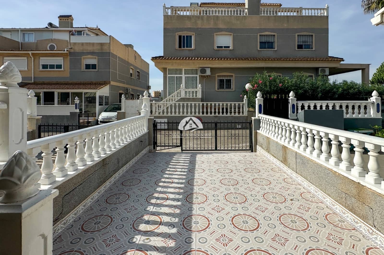Casa de 2 habitaciones en Orihuela Costa en venta con piscina garaje - 180.000 € (Ref: 10158882)
