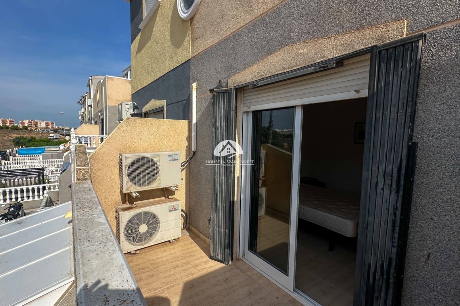 Casa de 2 habitaciones en Orihuela Costa en venta con piscina garaje - 180.000 € (Ref: 10158882)