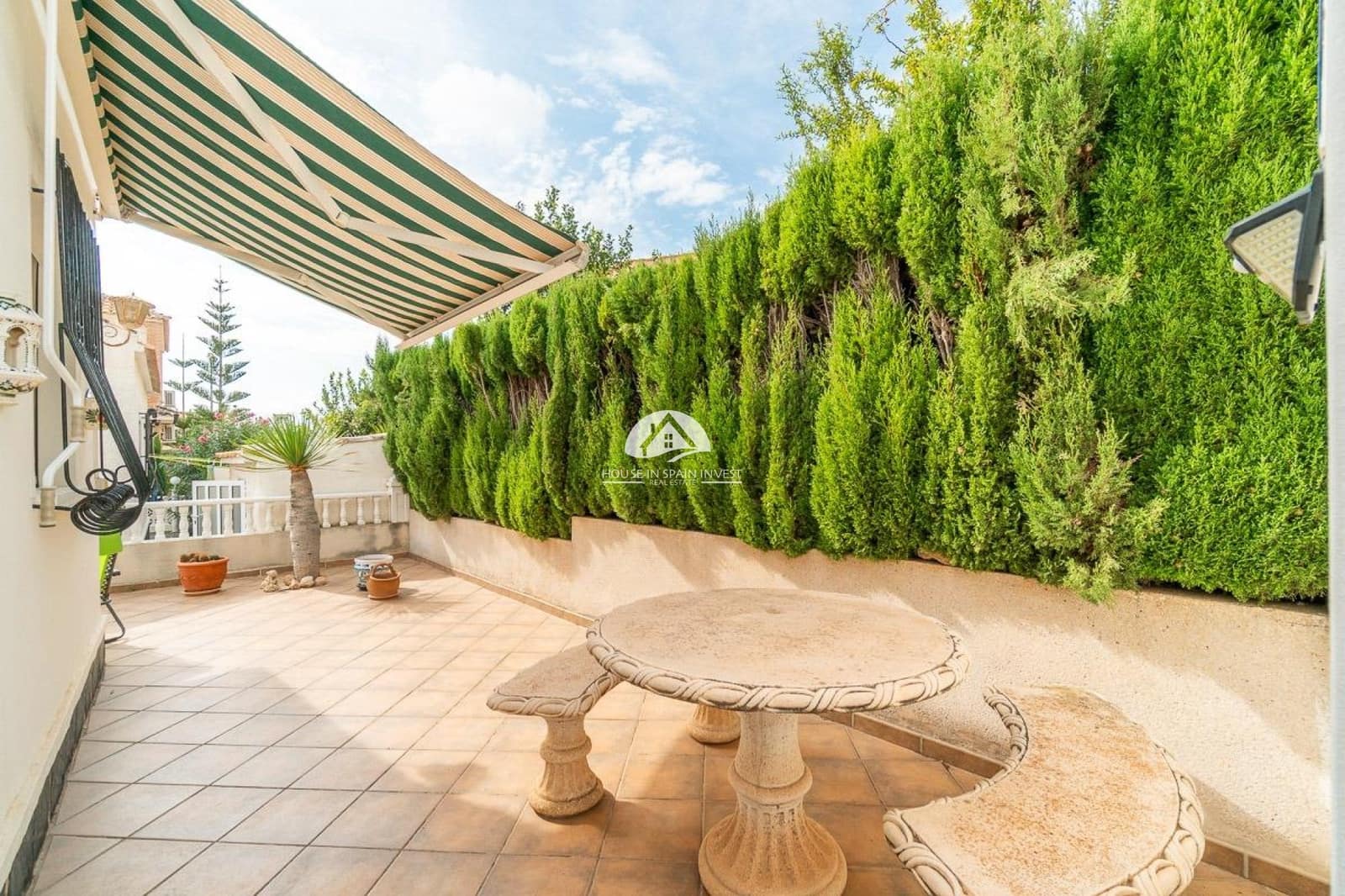 2 bedroom Villa for sale in La Florida - € 220,000 (Ref: 10158883)
