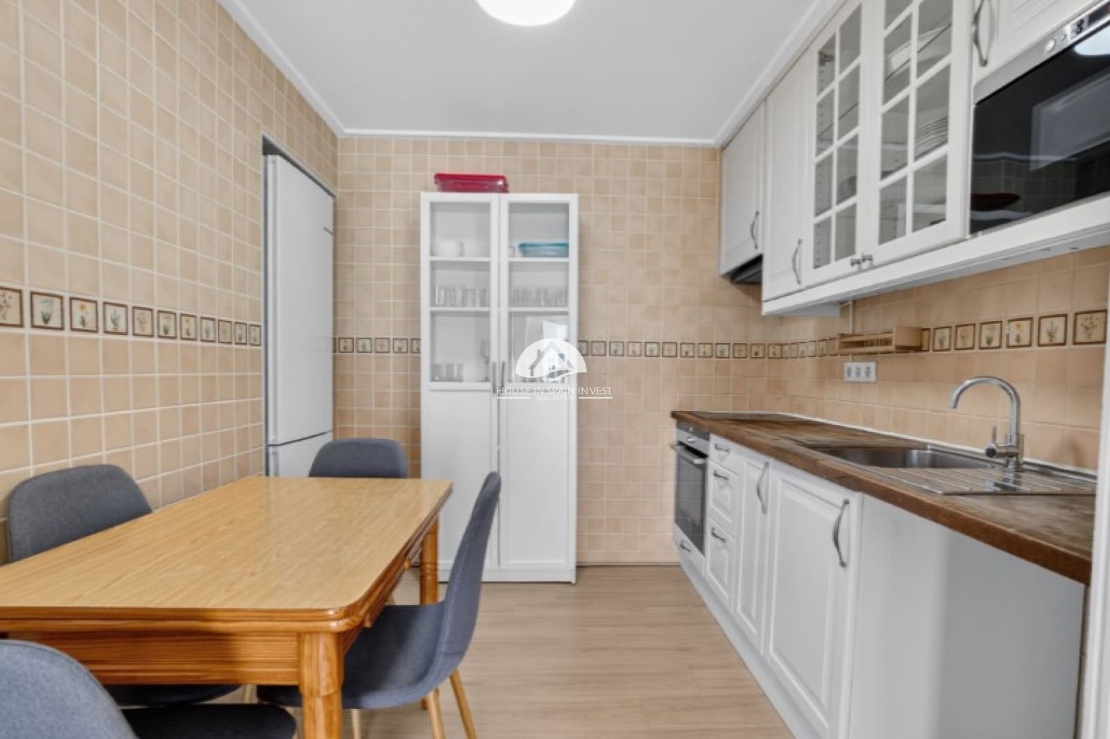 3 soveværelse Byhus til salg i Torrevieja med swimmingpool - € 199.000 (Ref: 10158884)