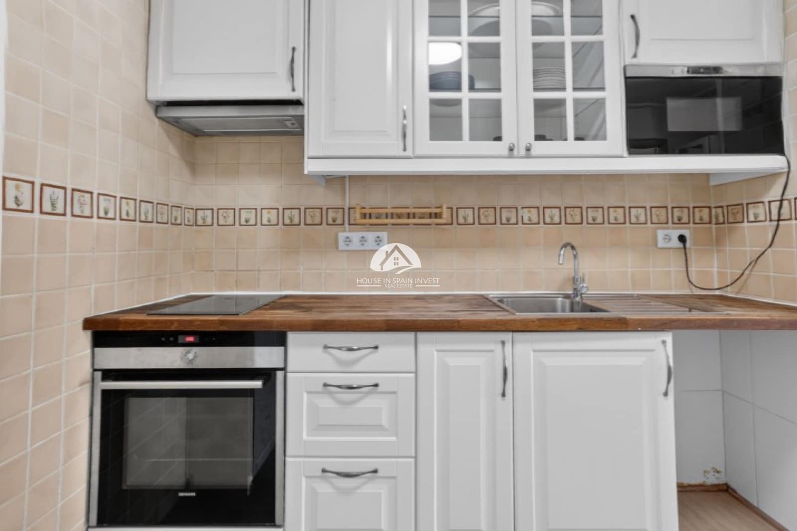 3 soveværelse Byhus til salg i Torrevieja med swimmingpool - € 199.000 (Ref: 10158884)