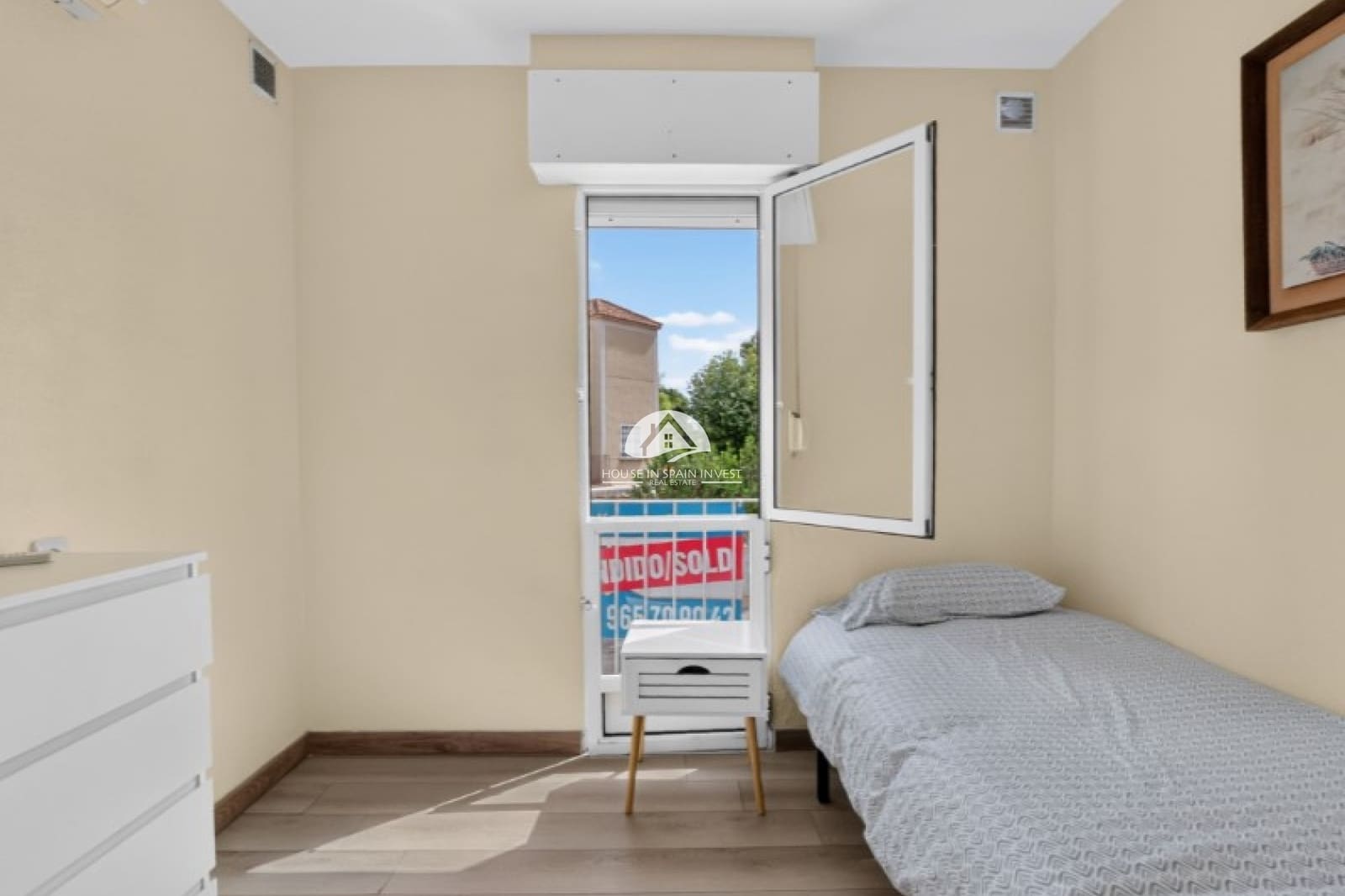 3 soveværelse Byhus til salg i Torrevieja med swimmingpool - € 199.000 (Ref: 10158884)