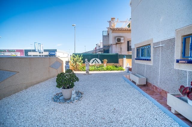 2 slaapkamer Villa te koop in Los Altos met zwembad garage - € 285.000 (Ref: 10158885)
