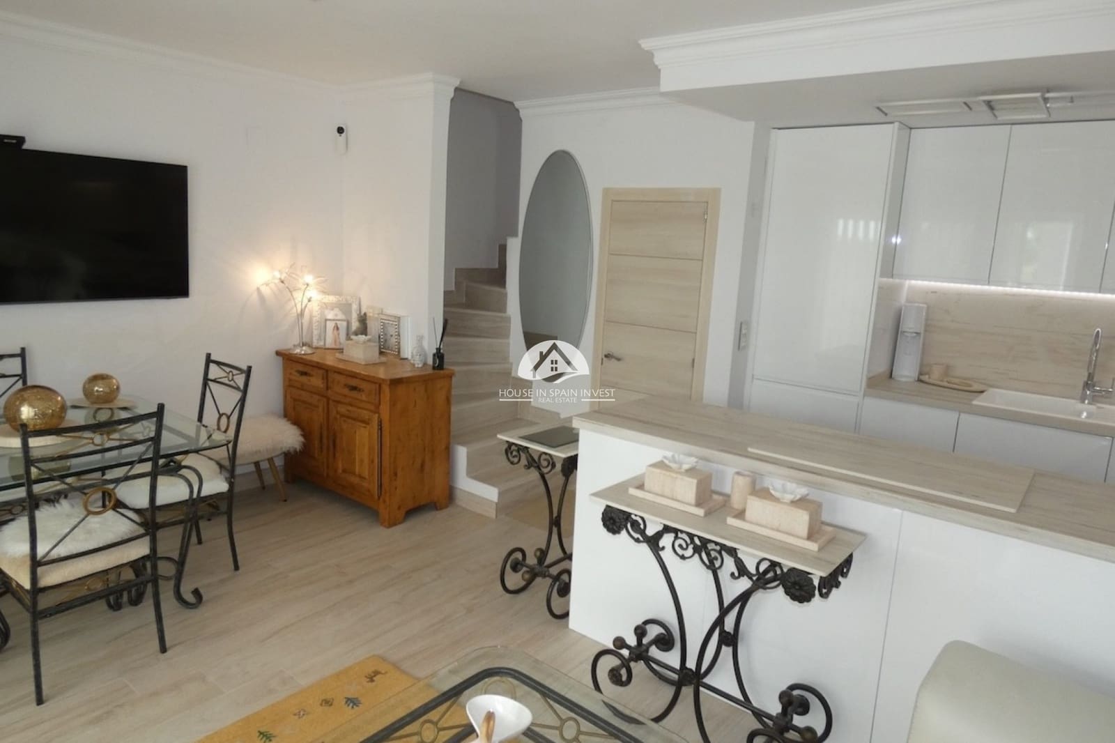 2 bedroom Townhouse for sale in Los Balcones with pool - € 155,000 (Ref: 10158887)