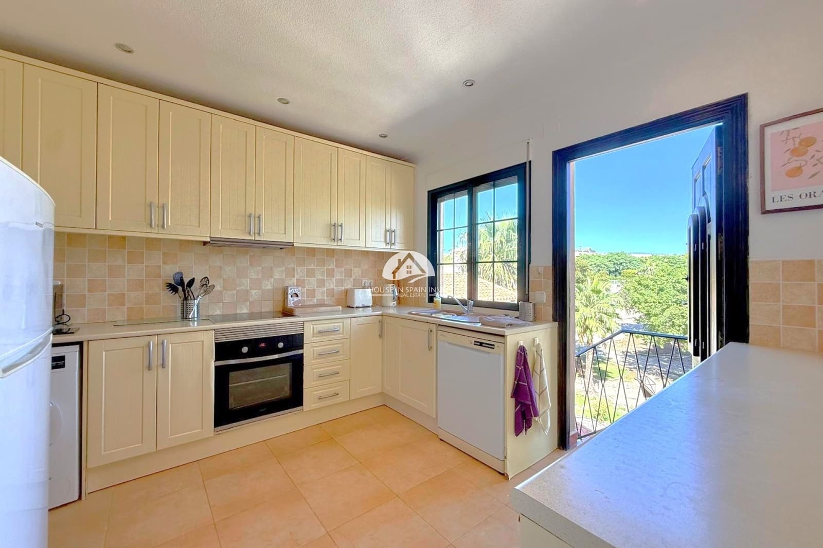 6 bedroom Villa for sale in Orihuela Costa with pool - € 475,000 (Ref: 10164140)