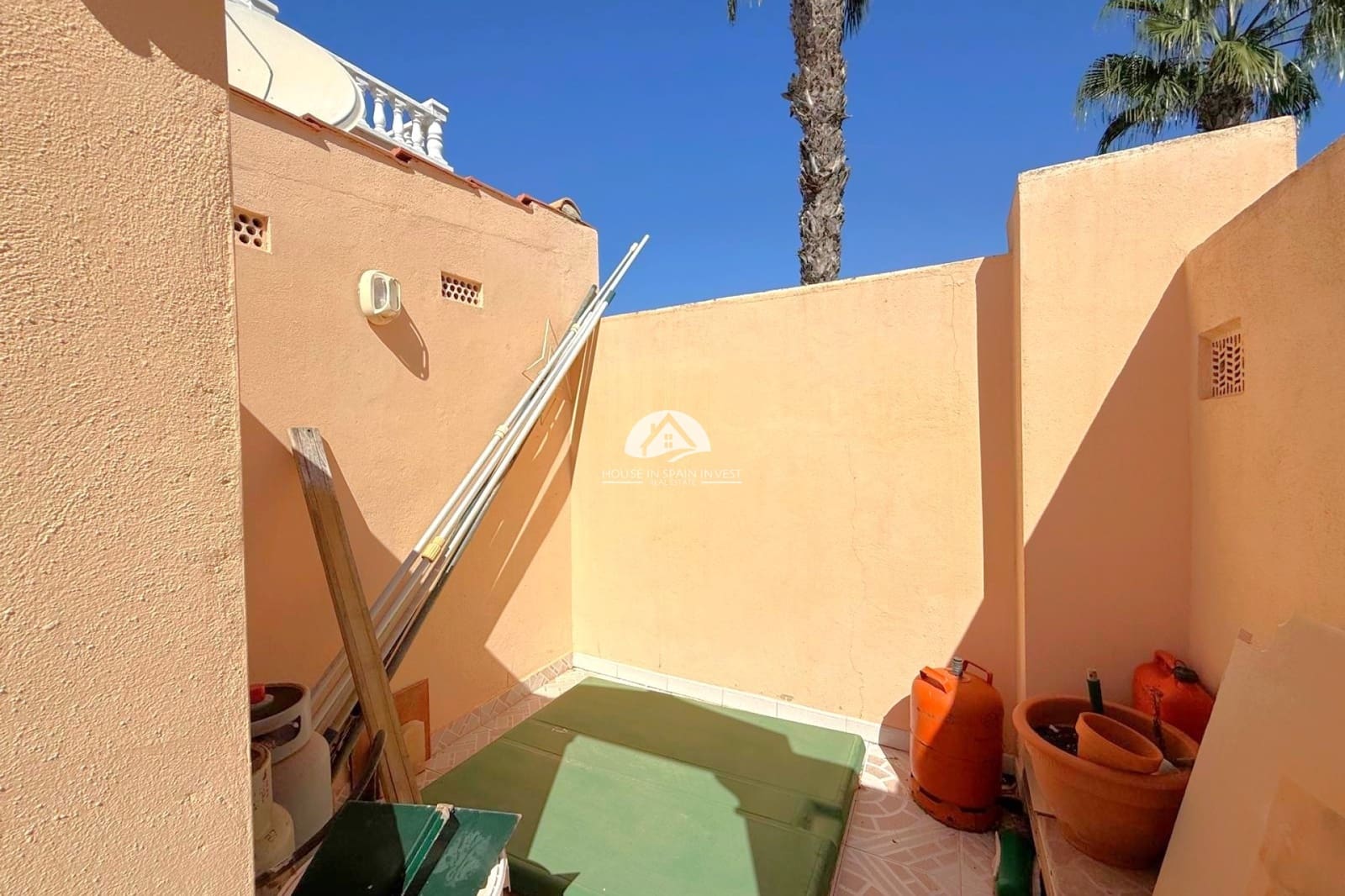 6 bedroom Villa for sale in Orihuela Costa with pool - € 475,000 (Ref: 10164140)