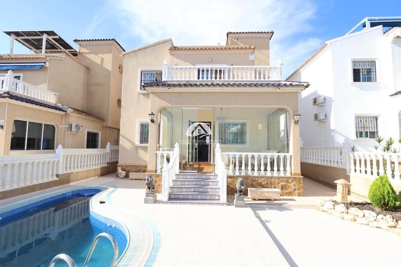 3 sypialnia Willa na sprzedaż w Orihuela Costa z basenem garażem - 360 000 € (Ref: 10164142)