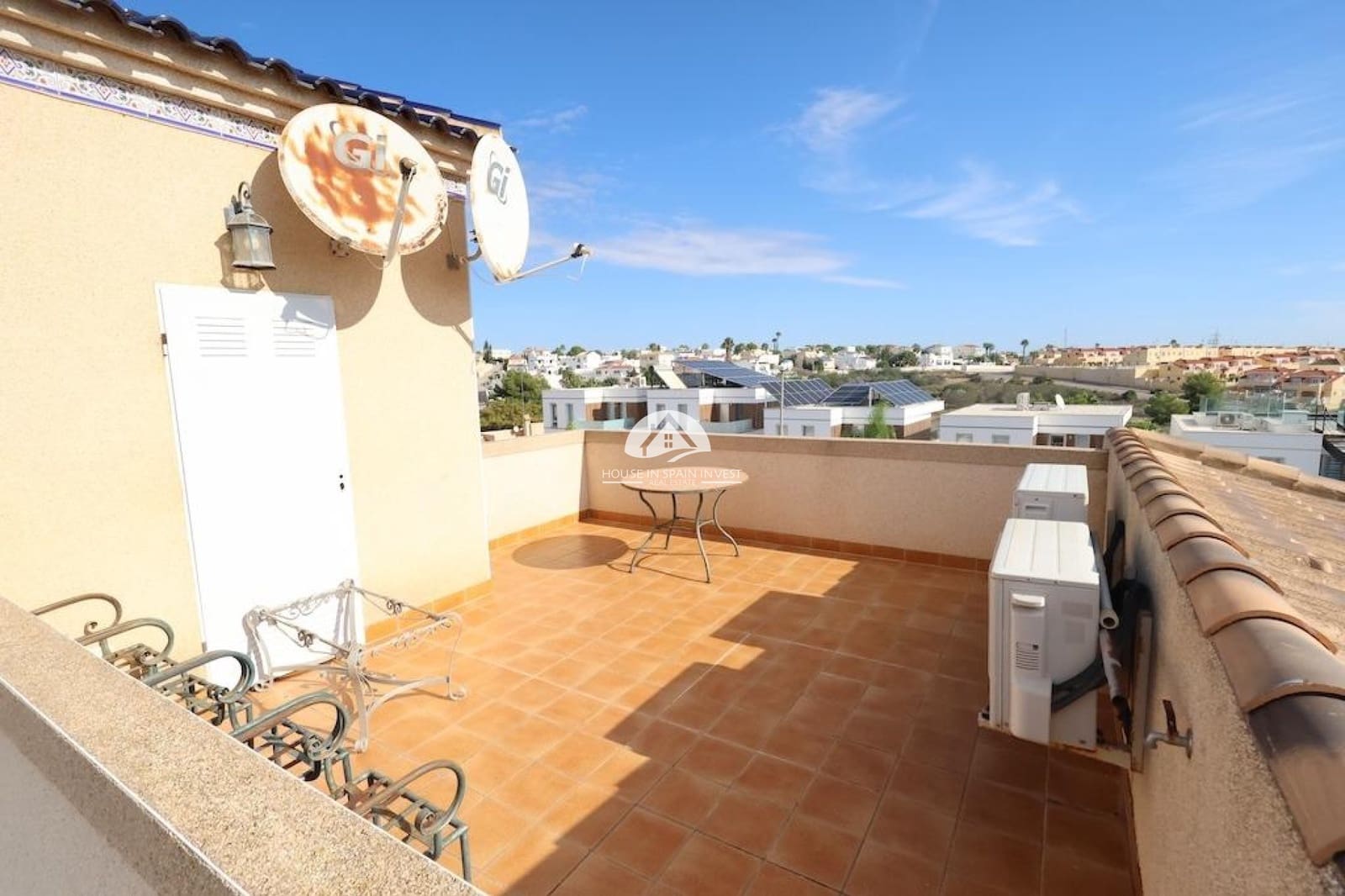 3 sypialnia Willa na sprzedaż w Orihuela Costa z basenem garażem - 360 000 € (Ref: 10164142)