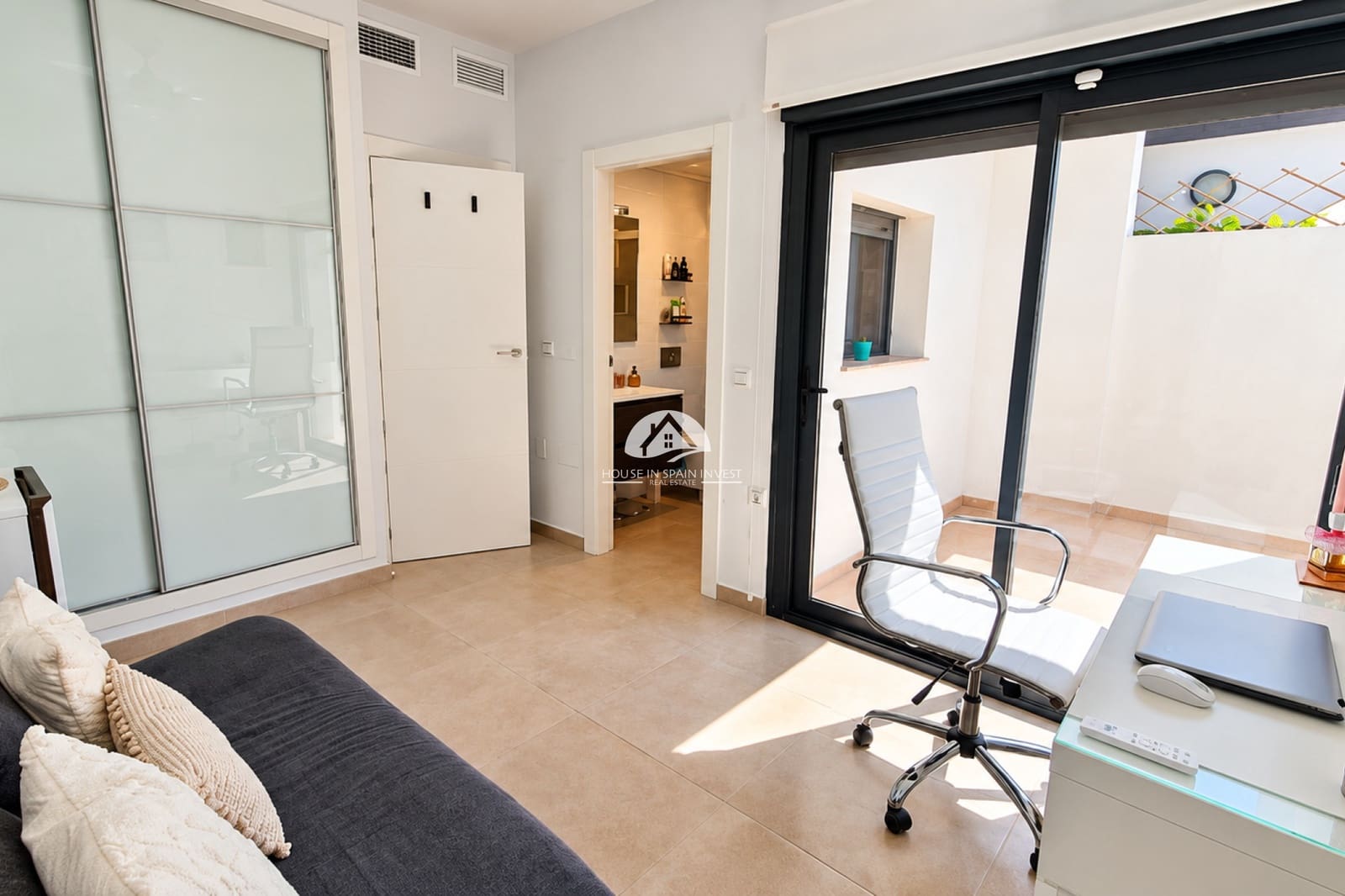 3 soveværelse Byhus til salg i Orihuela Costa med swimmingpool garage - € 395.000 (Ref: 10179634)
