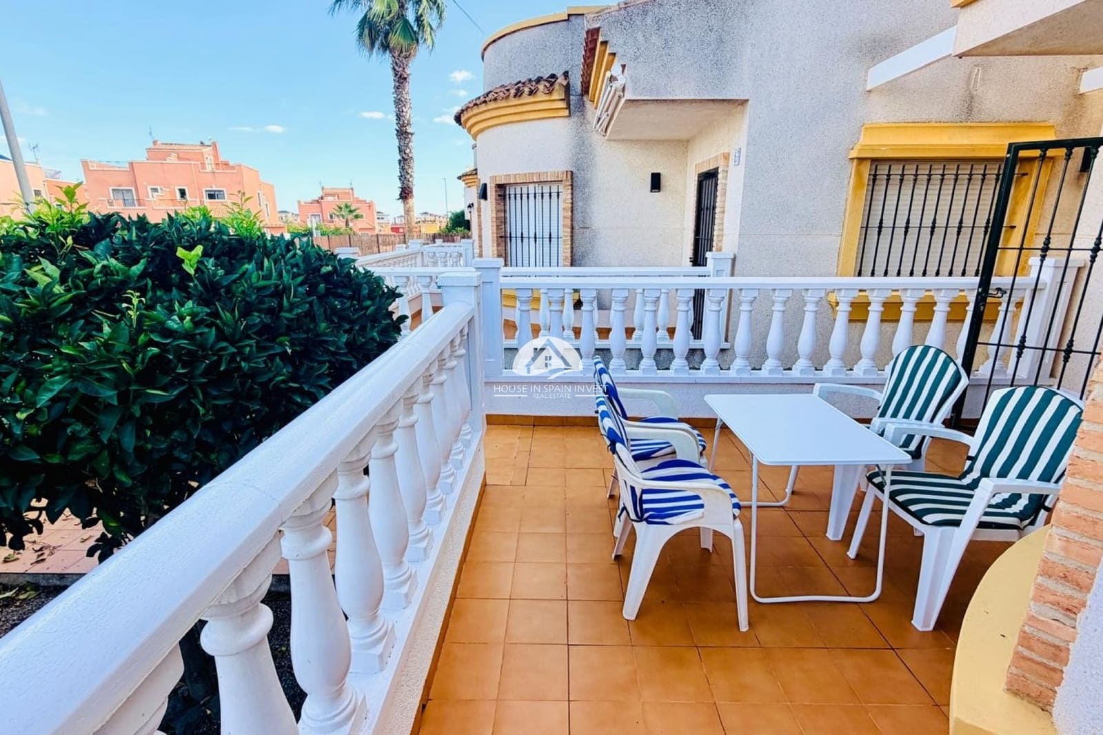 3 soverom Villa til salgs i Los Montesinos med garasje - € 255 000 (Ref: 10179635)