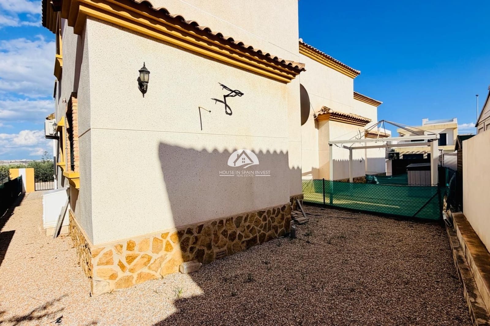 3 soverom Villa til salgs i Los Montesinos med garasje - € 255 000 (Ref: 10179635)