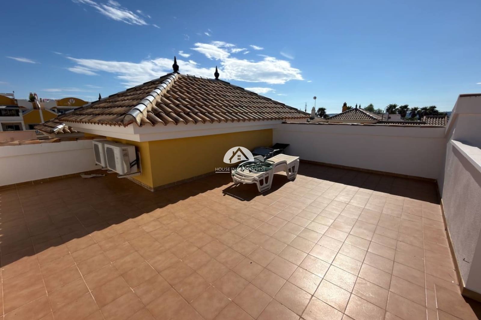 Chalet de 3 habitaciones en Los Montesinos en venta con piscina garaje - 299.995 € (Ref: 10179640)