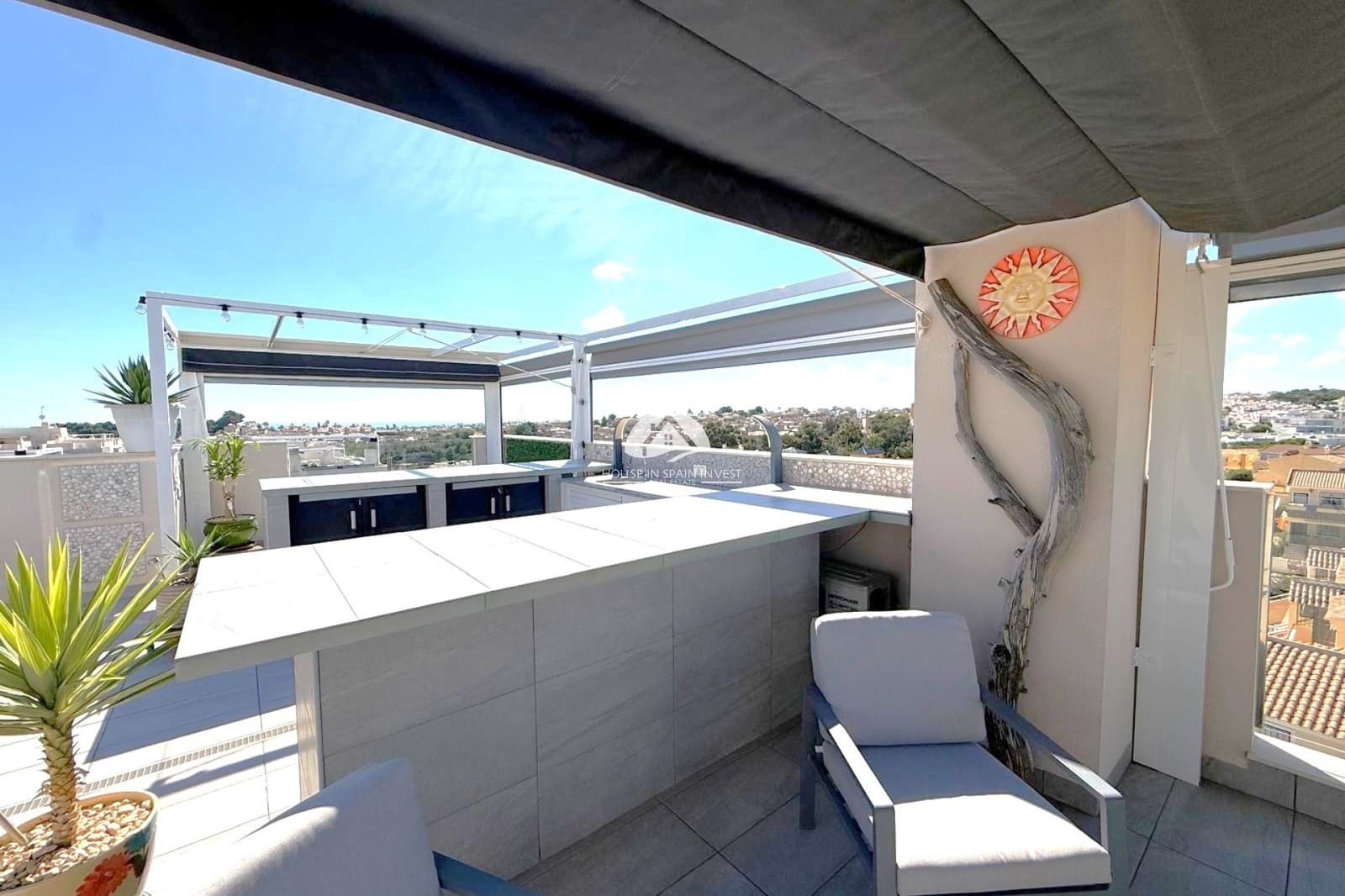 2 soverom Penthouse til salgs i Orihuela Costa med svømmebasseng garasje - € 335 000 (Ref: 10179642)