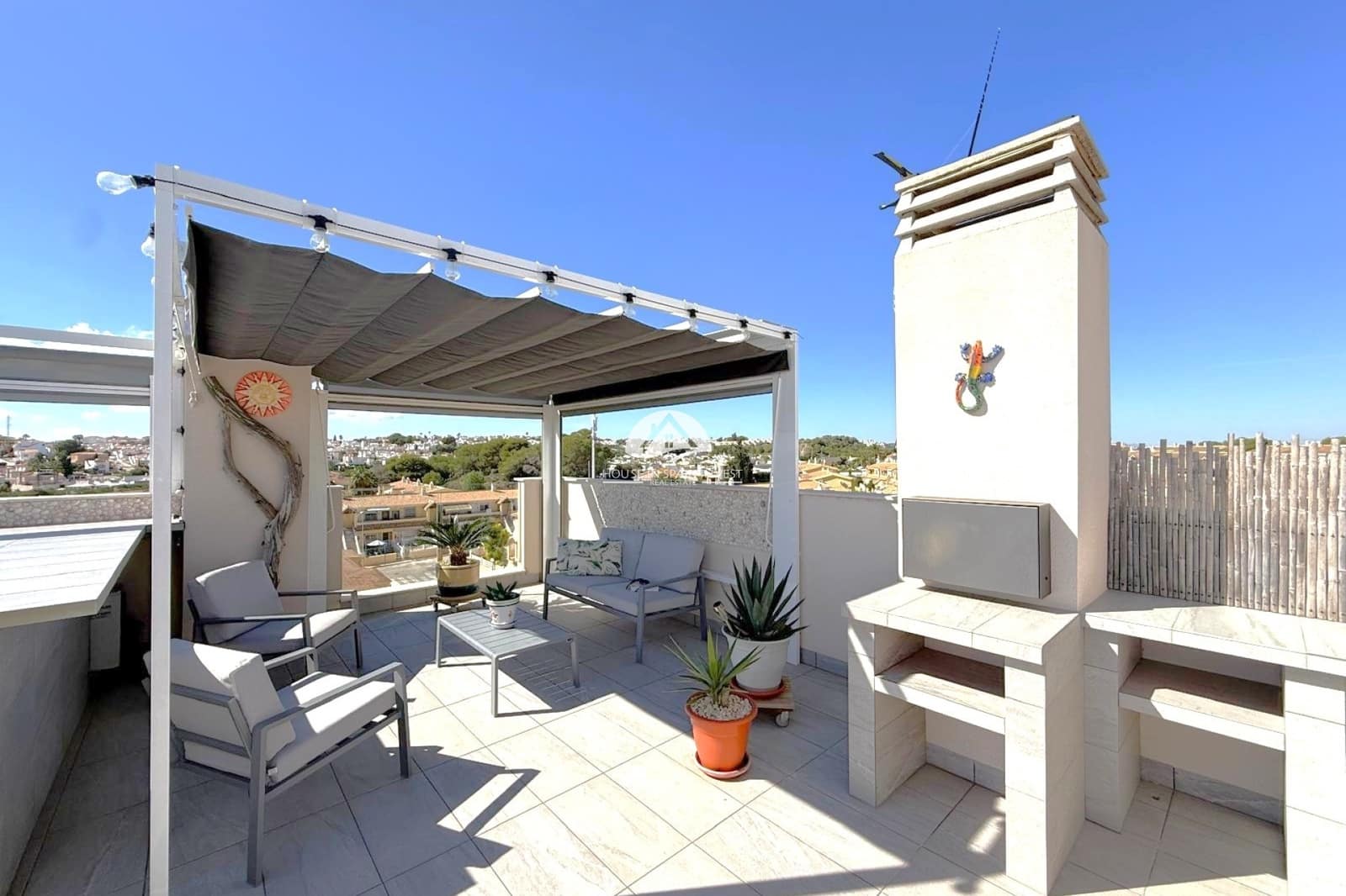 2 soverom Penthouse til salgs i Orihuela Costa med svømmebasseng garasje - € 335 000 (Ref: 10179642)