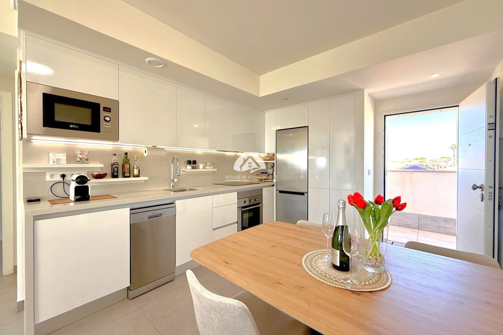 2 soverom Penthouse til salgs i Orihuela Costa med svømmebasseng garasje - € 335 000 (Ref: 10179642)