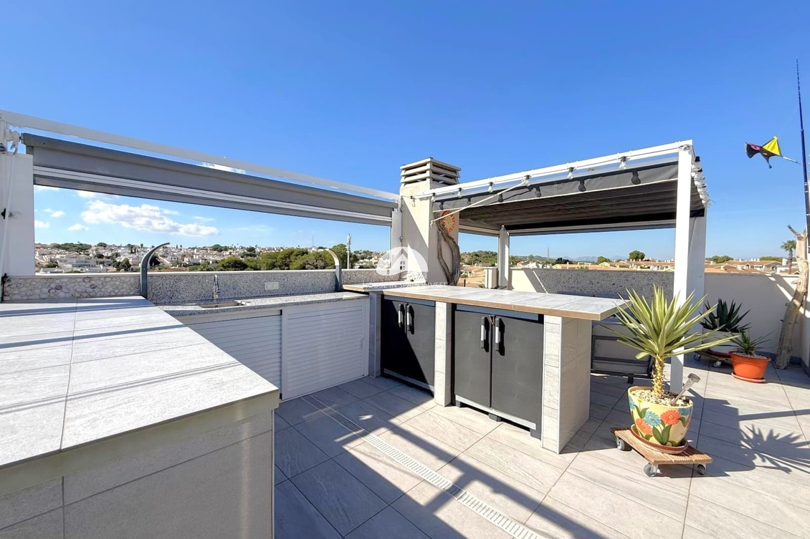 2 soverom Penthouse til salgs i Orihuela Costa med svømmebasseng garasje - € 335 000 (Ref: 10179642)