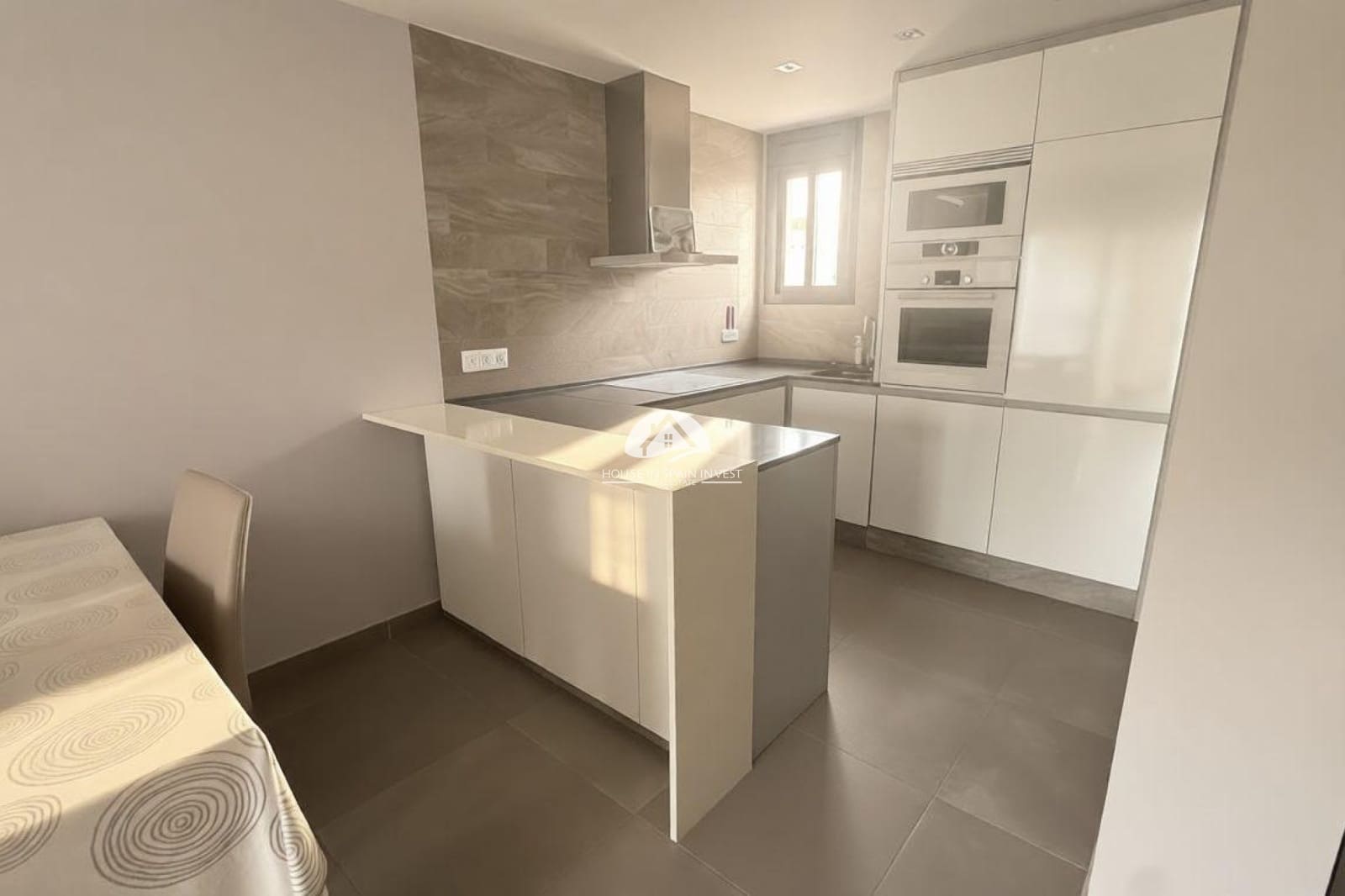 2 soverom Penthouse til salgs i Punta Prima med svømmebasseng garasje - € 269 900 (Ref: 9759226)