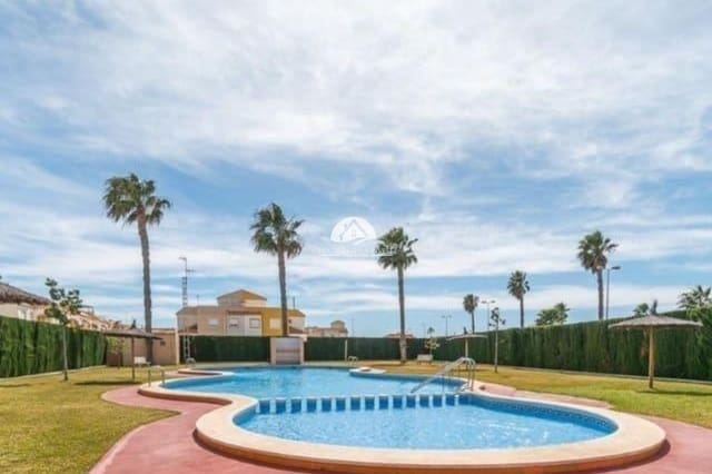 2 quarto Bungalow para venda em El Chaparral - La Siesta - La Torreta, Torrevieja com piscina - 168 000 € (Ref: 9759230)
