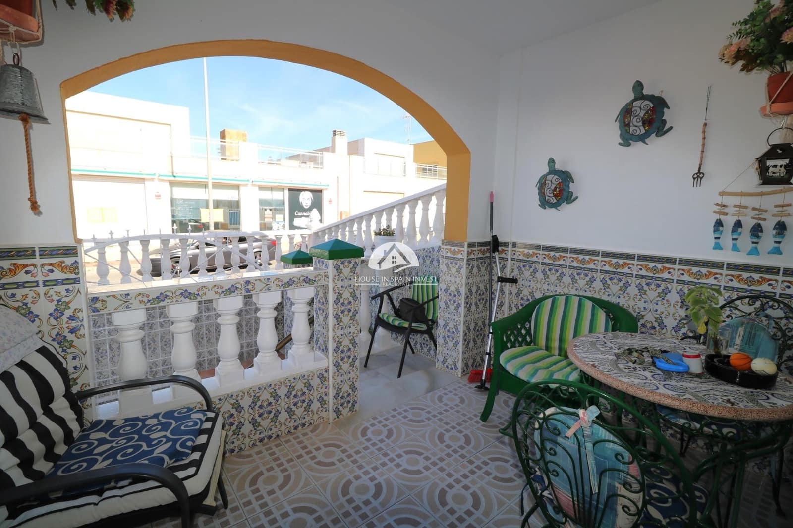2 quarto Bungalow para venda em Torrevieja com piscina - 168 000 € (Ref: 9759230)