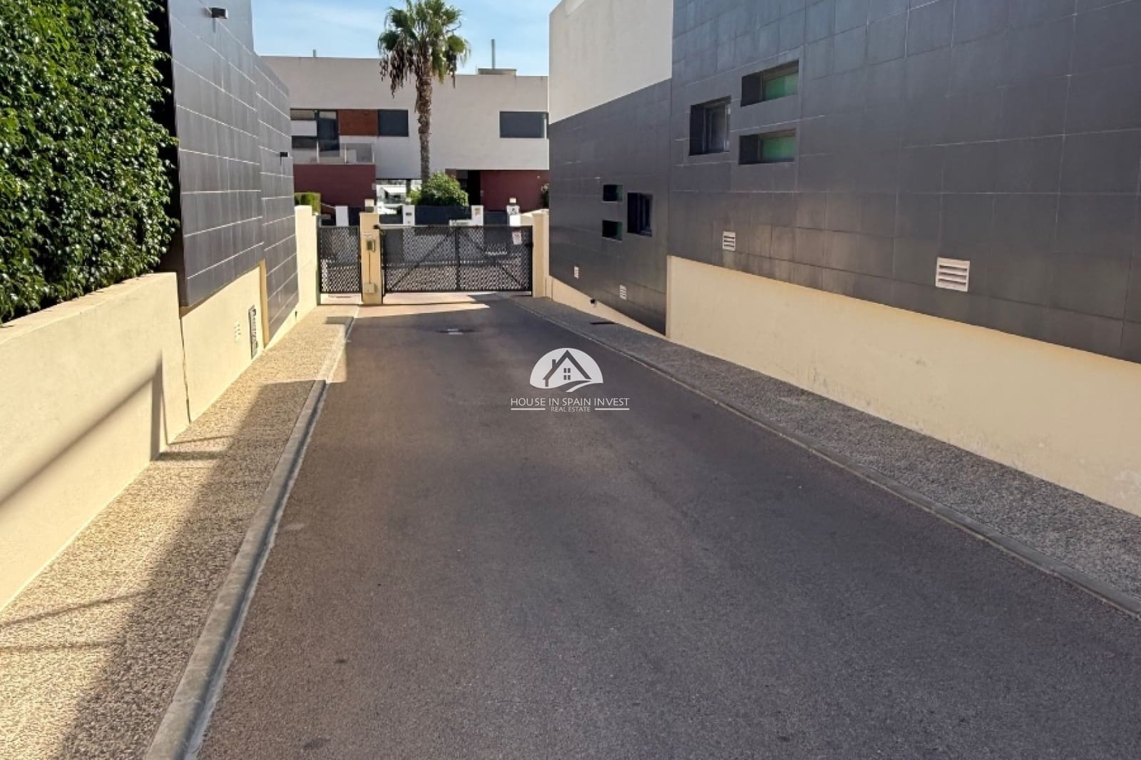 2 sovrum Lägenhet till salu i Orihuela Costa med pool - 235 000 € (Ref: 9759232)