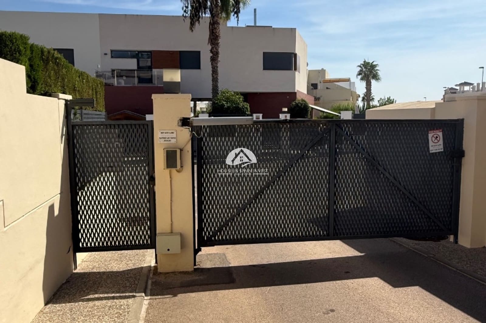 2 sovrum Lägenhet till salu i Orihuela Costa med pool - 235 000 € (Ref: 9759232)