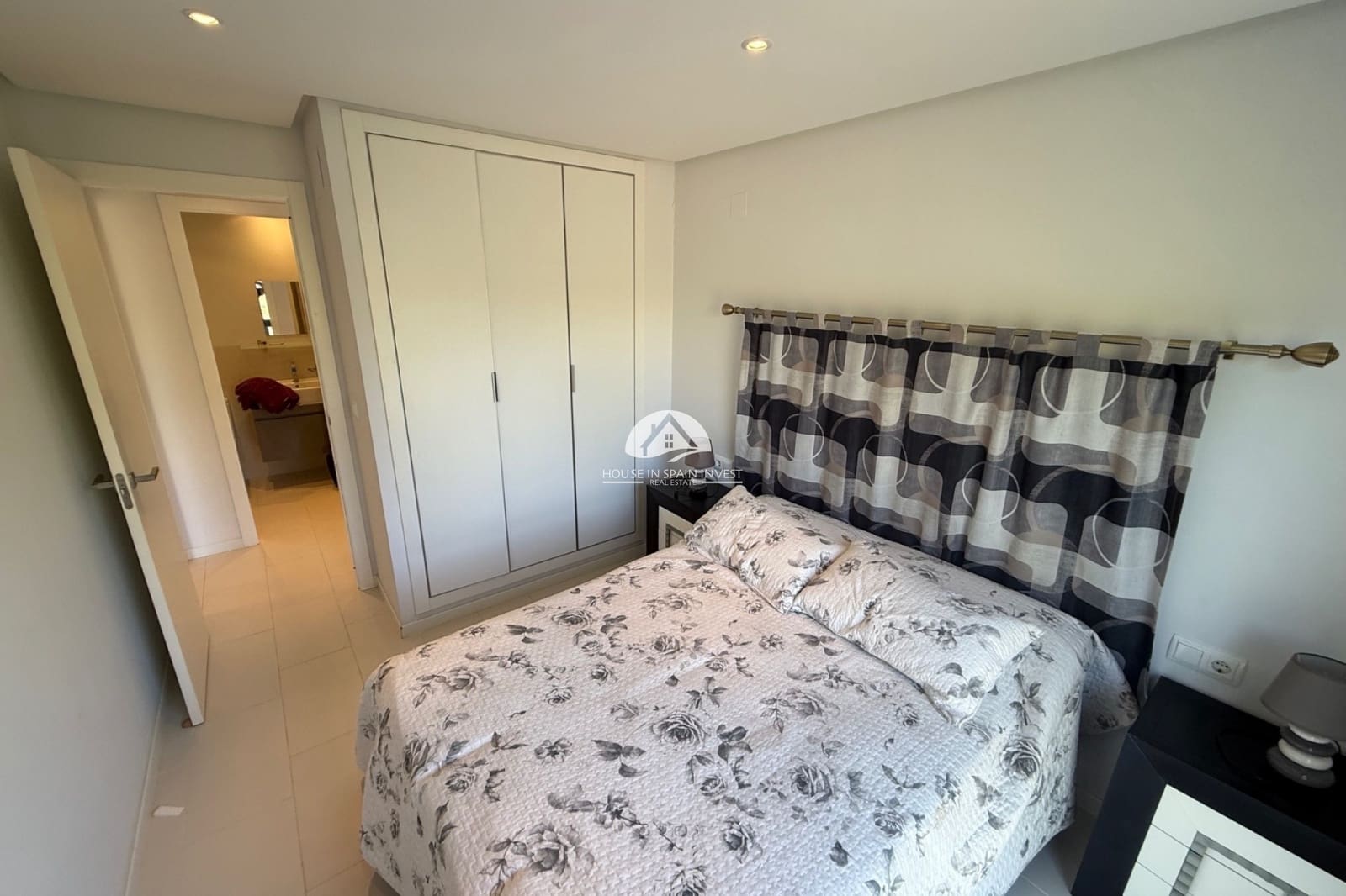 2 sovrum Lägenhet till salu i Orihuela Costa med pool - 235 000 € (Ref: 9759232)