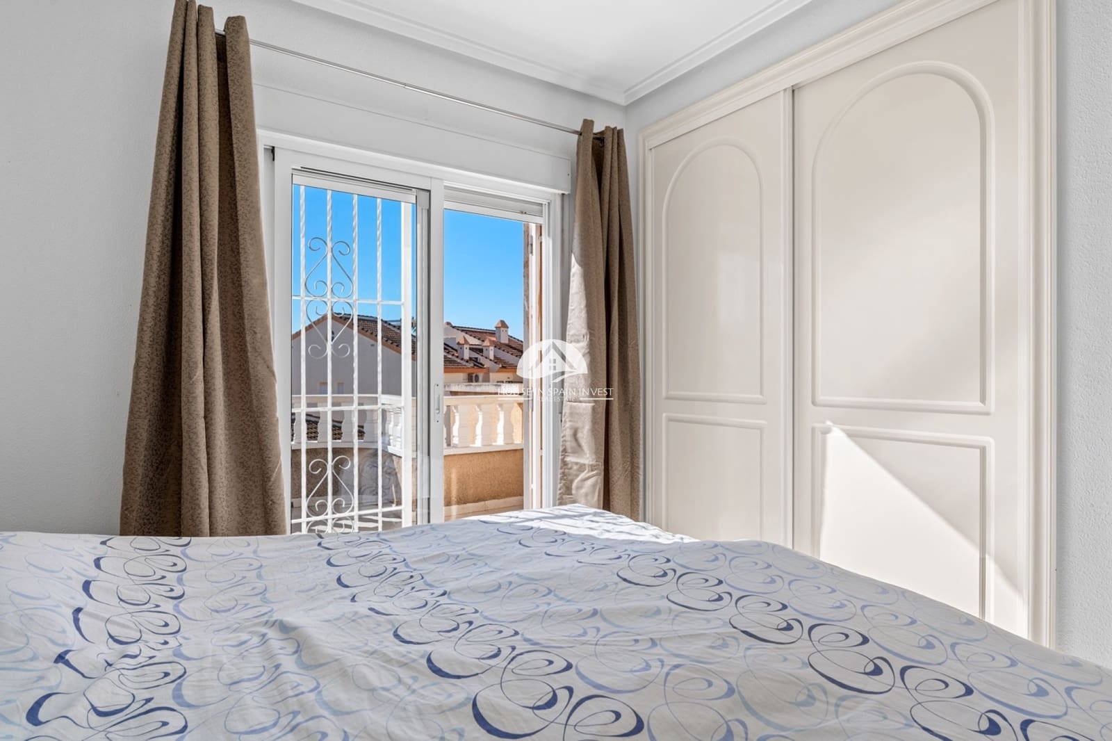 2 makuuhuone Omakotitalo myytävänä paikassa Rojales mukana uima-altaan - 165 000 € (Ref: 9759234)