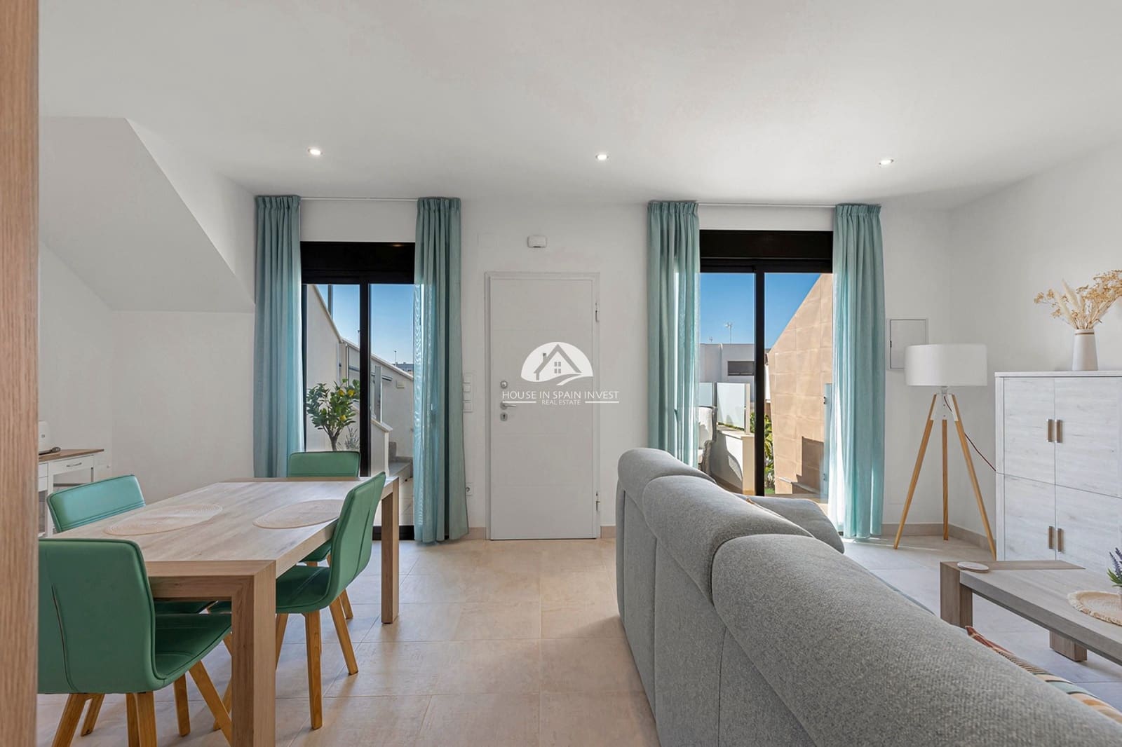 2 chambre Appartement à vendre à Pilar de la Horadada avec piscine garage - 275 000 € (Ref: 9759235)