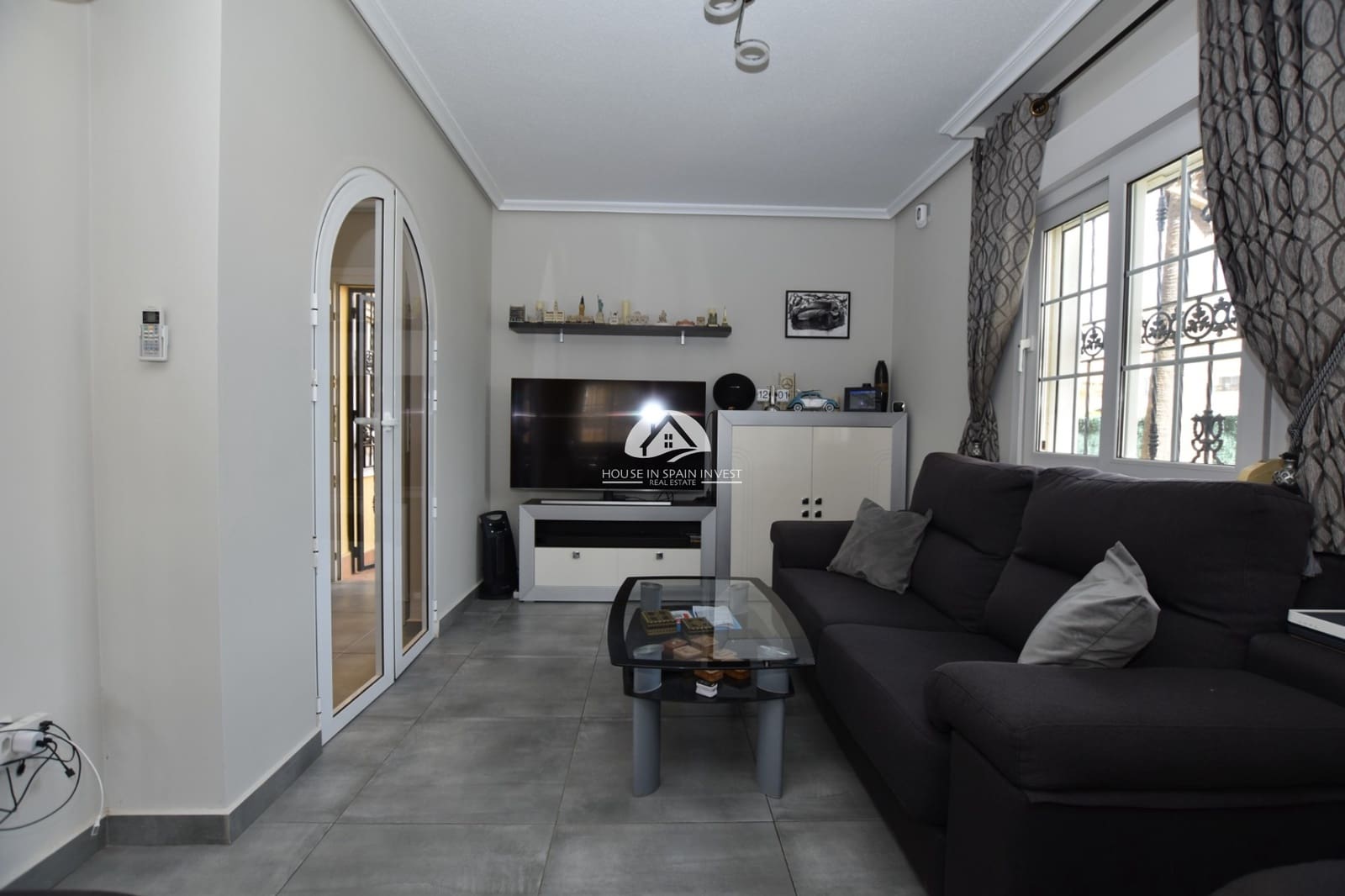 Chalet de 3 habitaciones en Orihuela Costa en venta - 445.000 € (Ref: 9759236)