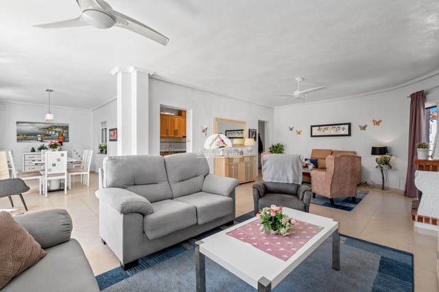 2 soveværelse Villa til salg i Ciudad Quesada, Rojales med swimmingpool - € 365.000 (Ref: 9759237)