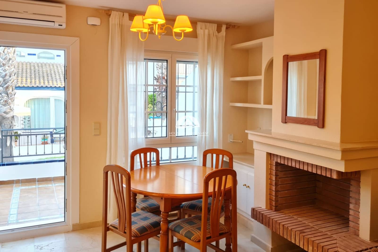 2 soveværelse Byhus til salg i Orihuela Costa med swimmingpool - € 229.000 (Ref: 9759238)