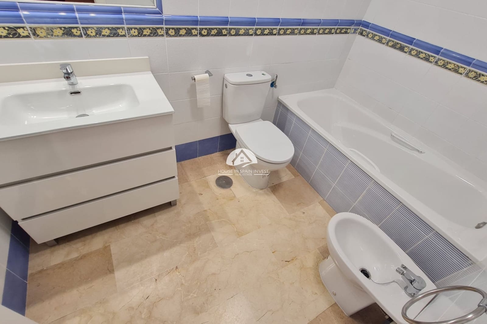 2 soveværelse Byhus til salg i Orihuela Costa med swimmingpool - € 229.000 (Ref: 9759238)