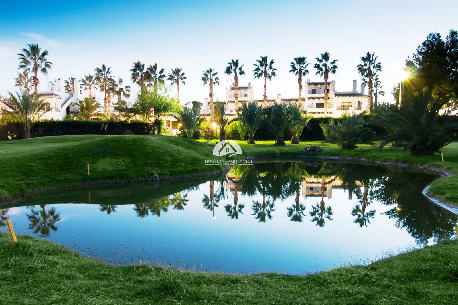 2 soveværelse Byhus til salg i Orihuela Costa med swimmingpool - € 229.000 (Ref: 9759238)