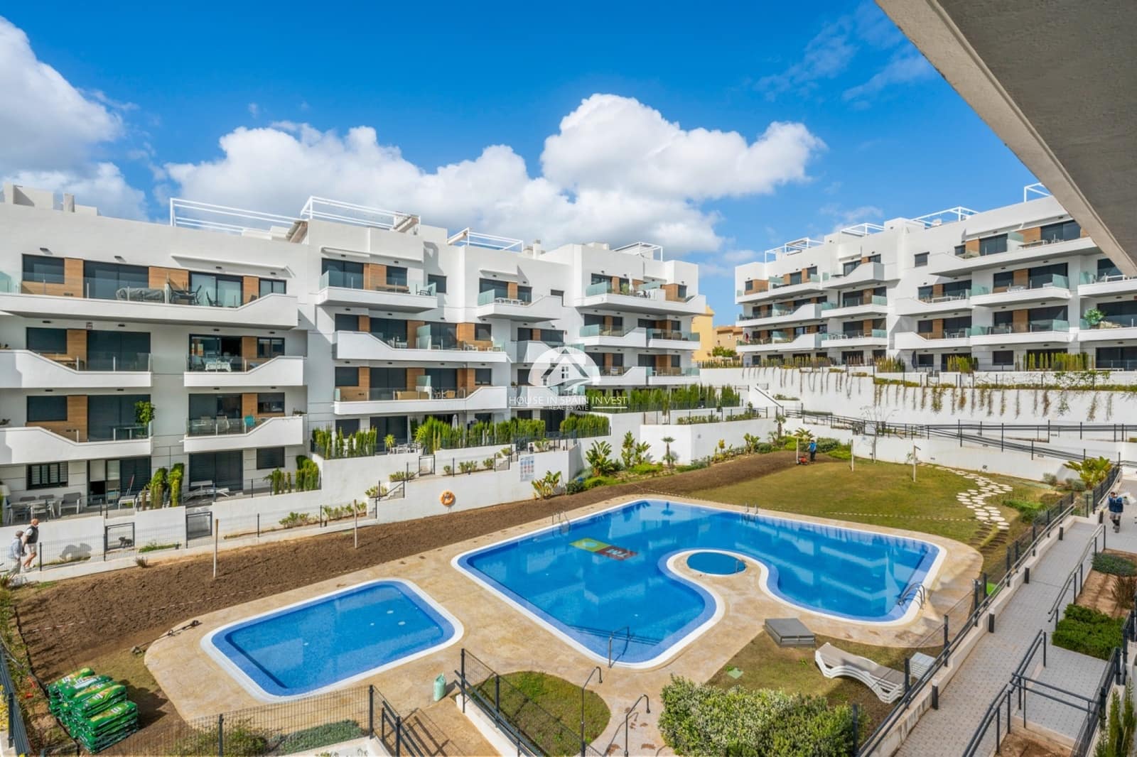 2 soveværelse Lejlighed til salg i Orihuela Costa med swimmingpool garage - € 265.000 (Ref: 9759243)