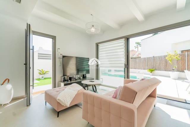 3 soverom Villa til salgs i Blue Lagoon med svømmebasseng - € 524 900 (Ref: 9759244)