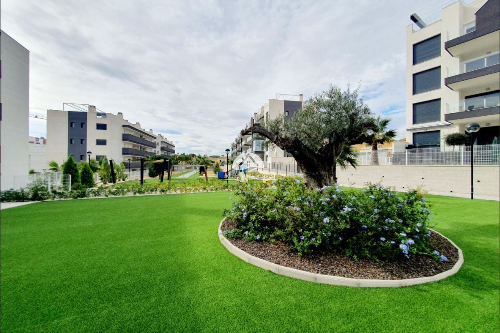 2 soveværelse Lejlighed til salg i Orihuela Costa med swimmingpool - € 249.900 (Ref: 9759245)