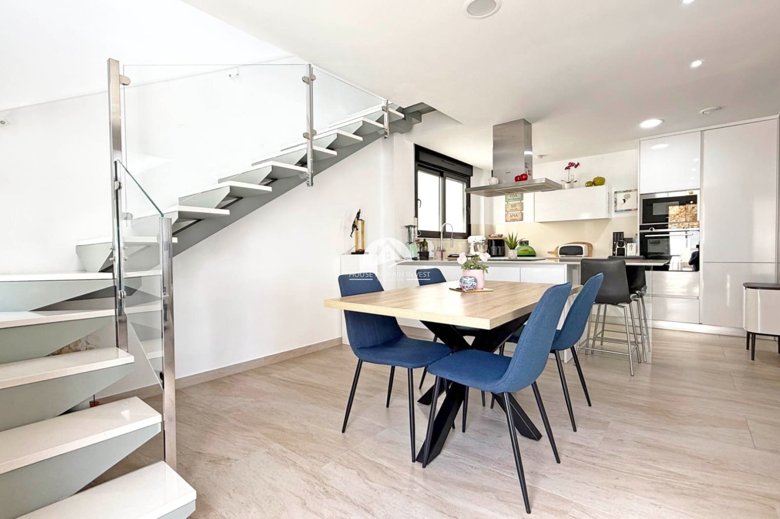 3 makuuhuone Huvila myytävänä paikassa Orihuela Costa mukana uima-altaan - 495 000 € (Ref: 9759246)