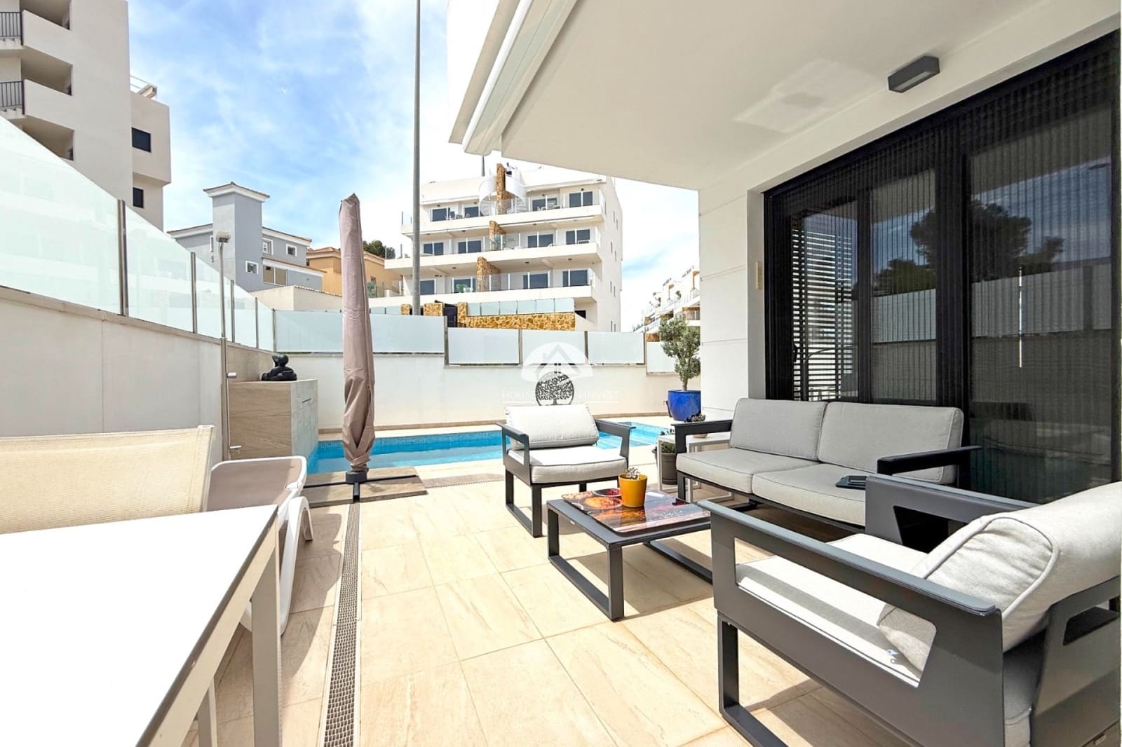 3 makuuhuone Huvila myytävänä paikassa Orihuela Costa mukana uima-altaan - 495 000 € (Ref: 9759246)