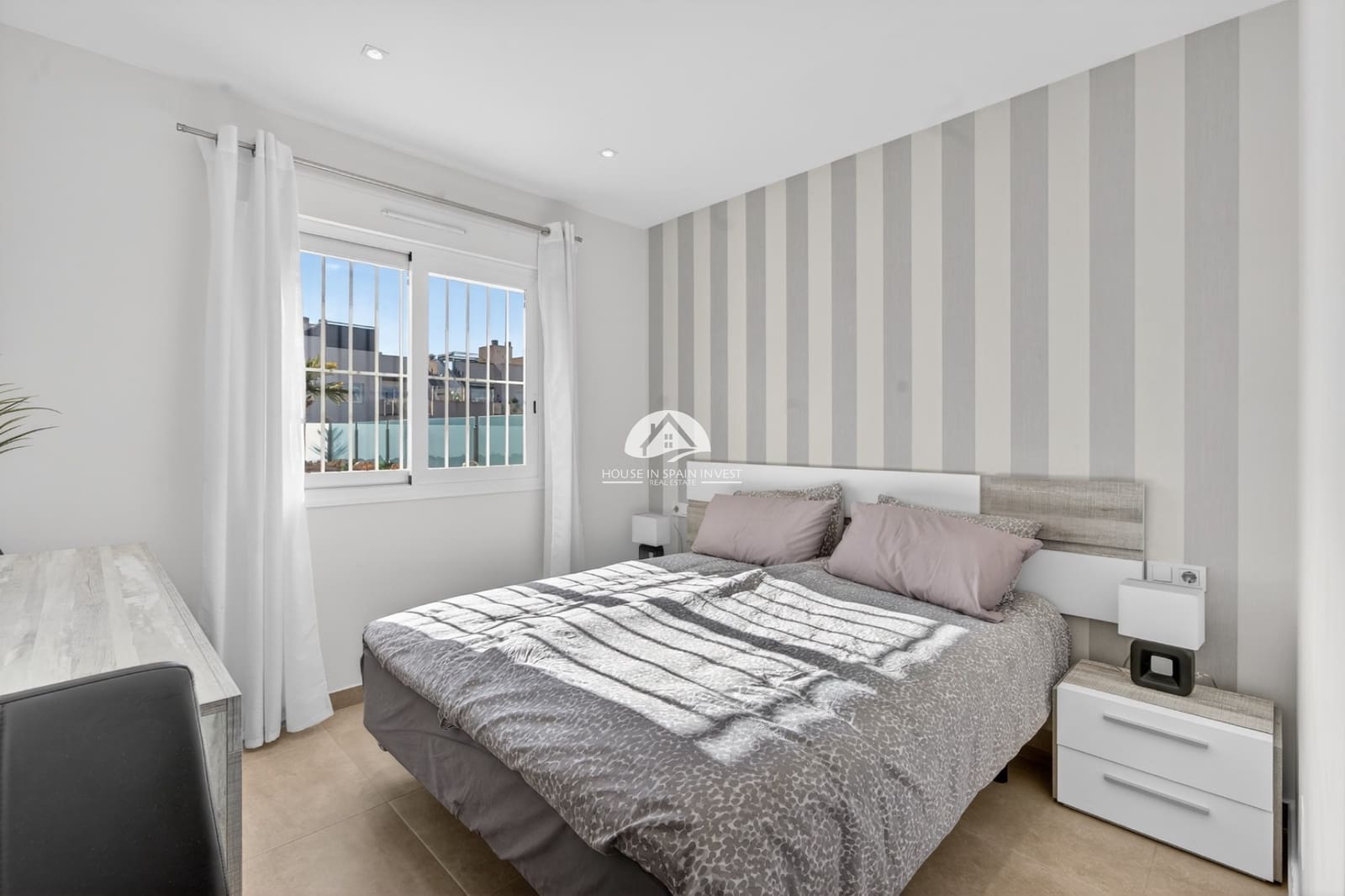 3 soveværelse Lejlighed til salg i Torrevieja med swimmingpool garage - € 259.000 (Ref: 9759247)