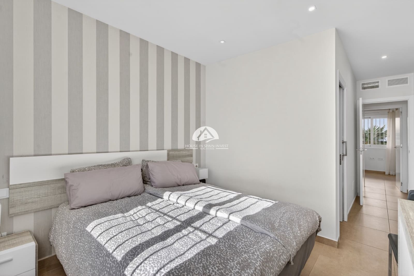 3 soveværelse Lejlighed til salg i Torrevieja med swimmingpool garage - € 259.000 (Ref: 9759247)