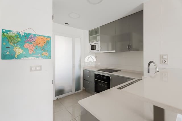 3 sovrum Lägenhet till salu i La Zenia, Orihuela med pool garage - 379 000 € (Ref: 9759249)