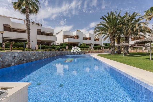 3 sovrum Lägenhet till salu i La Zenia, Orihuela med pool garage - 379 000 € (Ref: 9759249)
