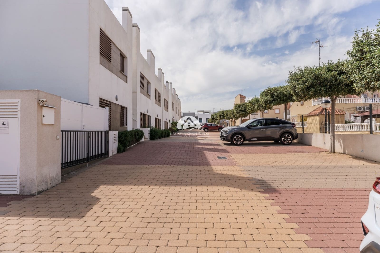 3 sovrum Lägenhet till salu i La Zenia med pool garage - 379 000 € (Ref: 9759249)