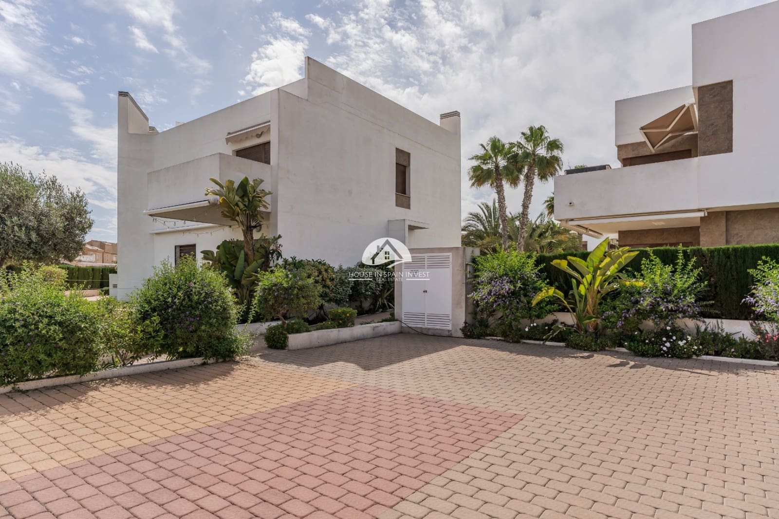 3 sovrum Lägenhet till salu i La Zenia med pool garage - 379 000 € (Ref: 9759249)