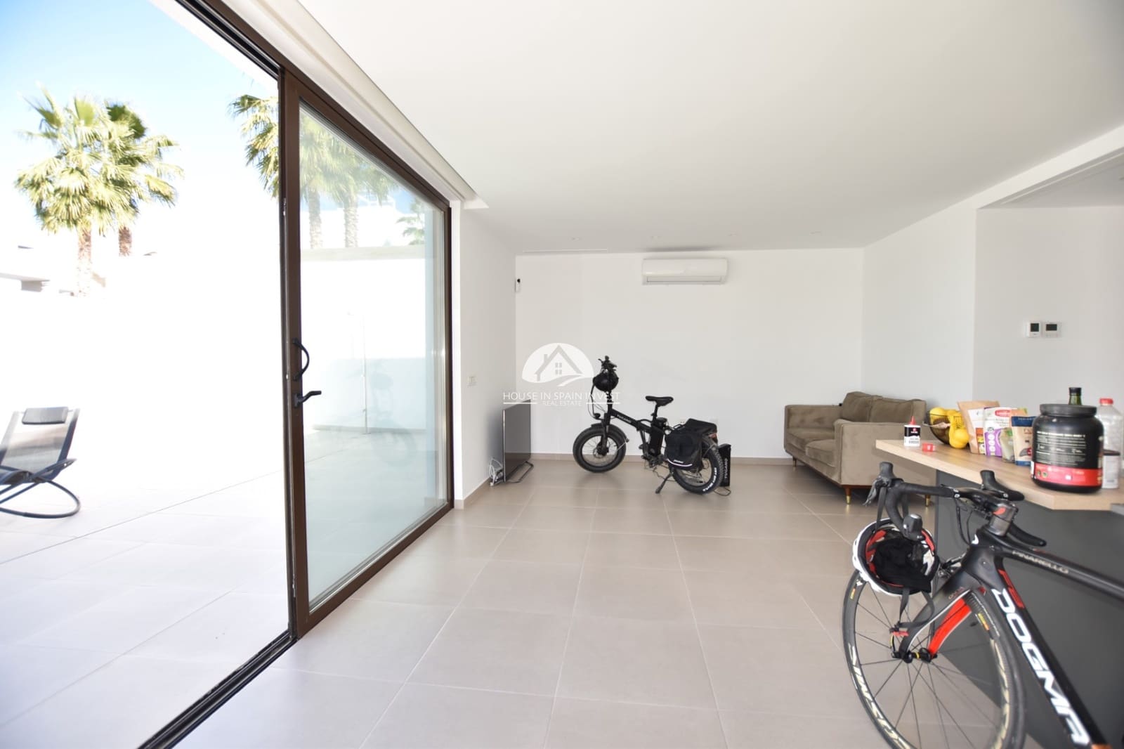 3 sypialnia Willa na sprzedaż w Benijofar z basenem - 440 000 € (Ref: 9759251)