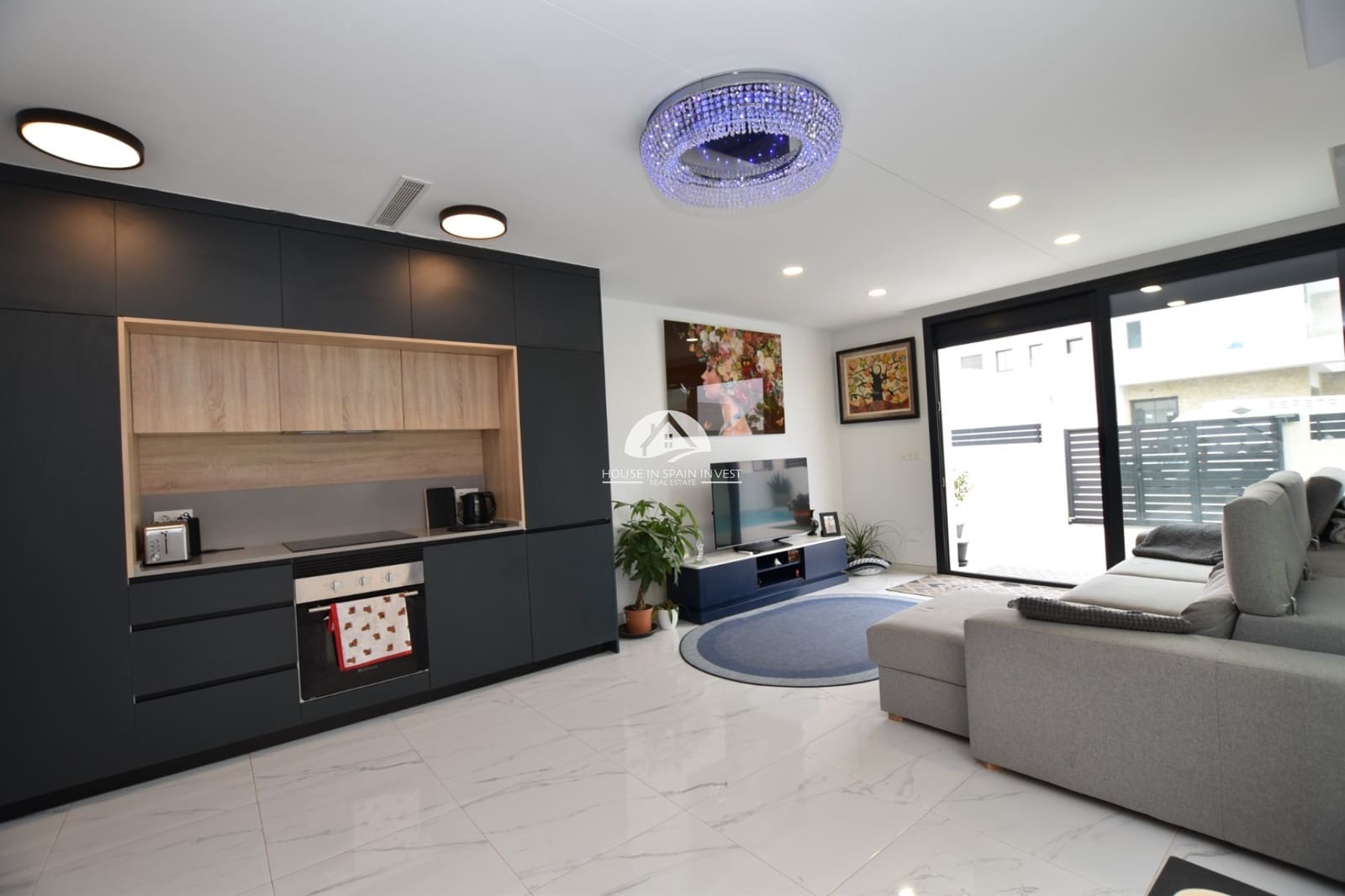 3 quarto Moradia para venda em Los Montesinos com piscina - 387 500 € (Ref: 9759252)