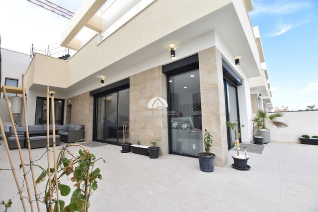 3 quarto Moradia para venda em Los Montesinos com piscina - 387 500 € (Ref: 9759252)