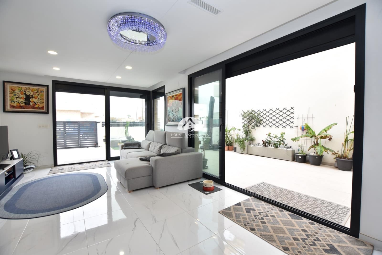 3 quarto Moradia para venda em Los Montesinos com piscina - 387 500 € (Ref: 9759252)